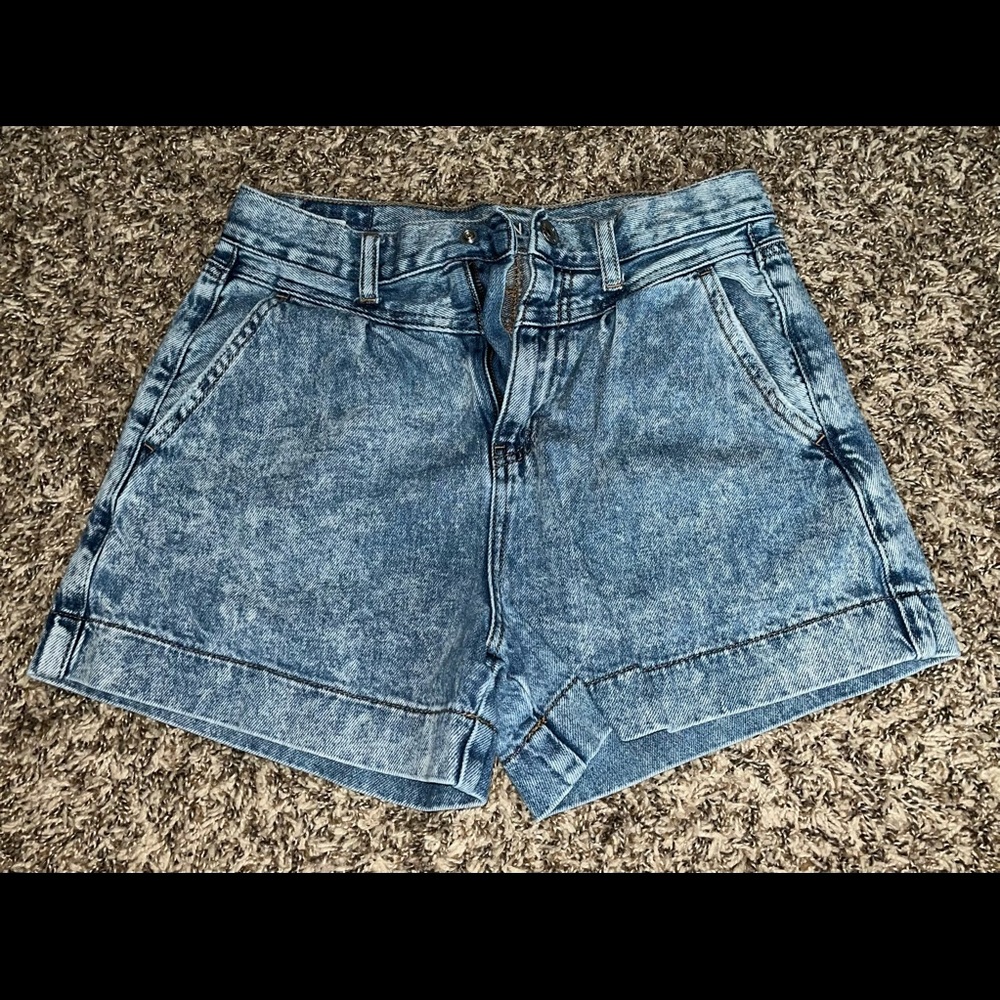 American Eagle denim high wasted mom shorts